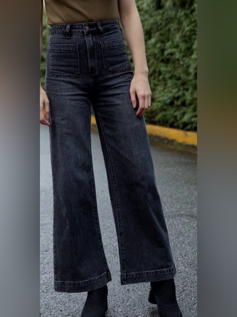 ROLLA'S Wide-Leg High-Rise Jeans in Washed Black